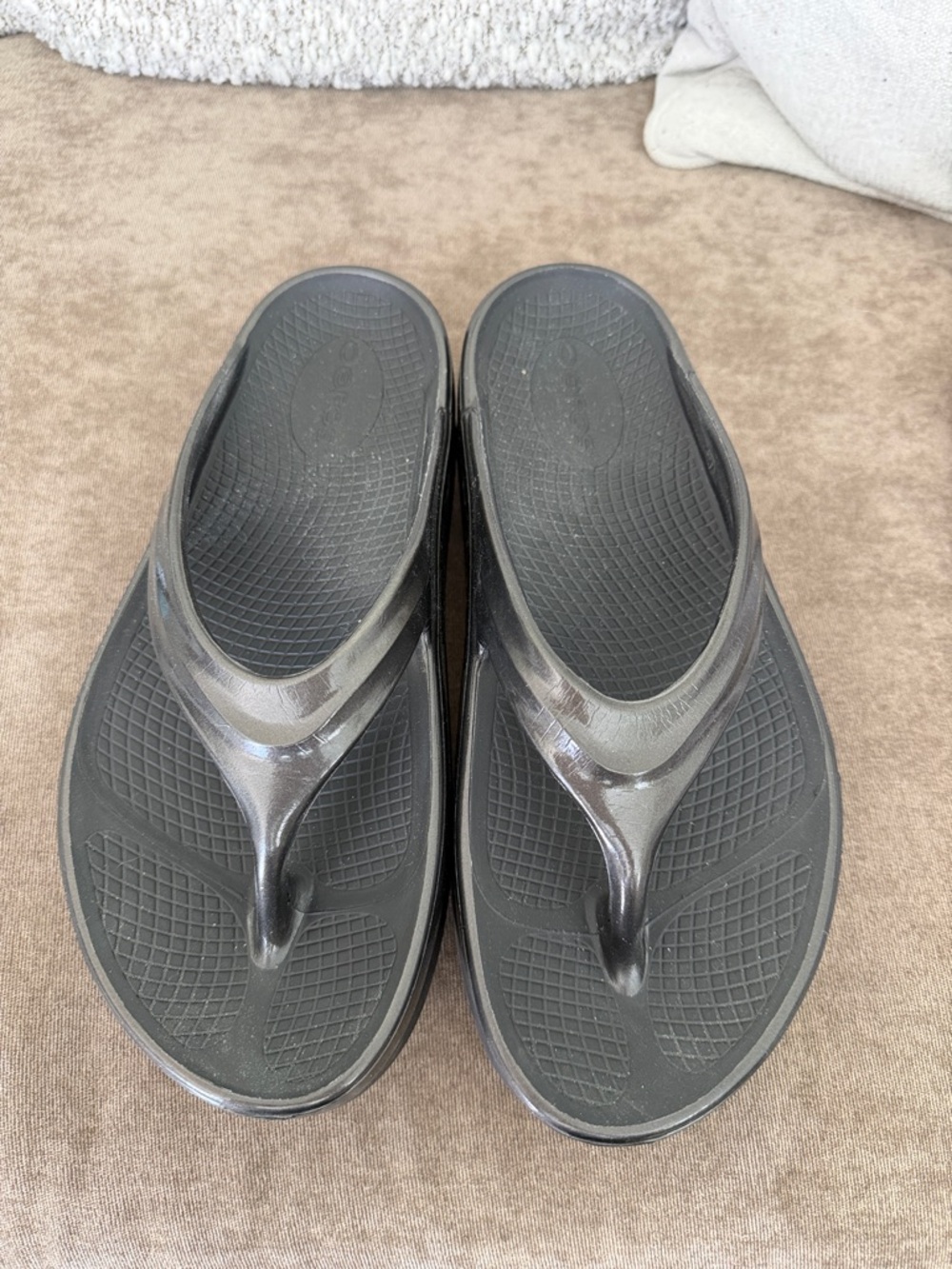 OOFOS Black platform flip flop - Picture 3 of 4